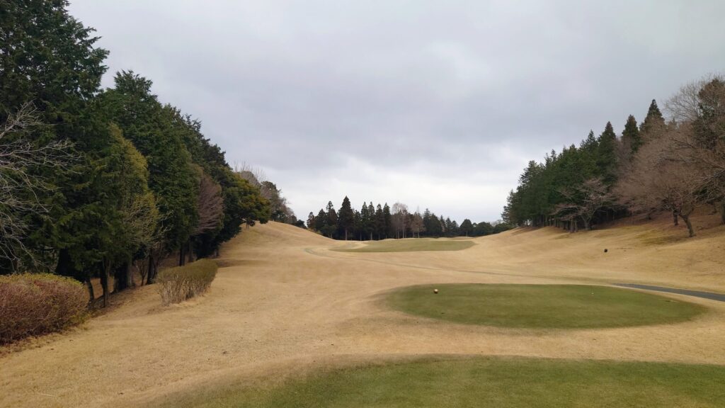 ロッテ皆吉台カントリー倶楽部 OUT9番ホール 376Yミドル