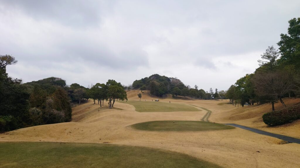 ロッテ皆吉台カントリー倶楽部 IN12番ホール 349Yミドル