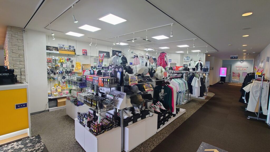 大厚木カントリークラブ 桜コース ショップ全体