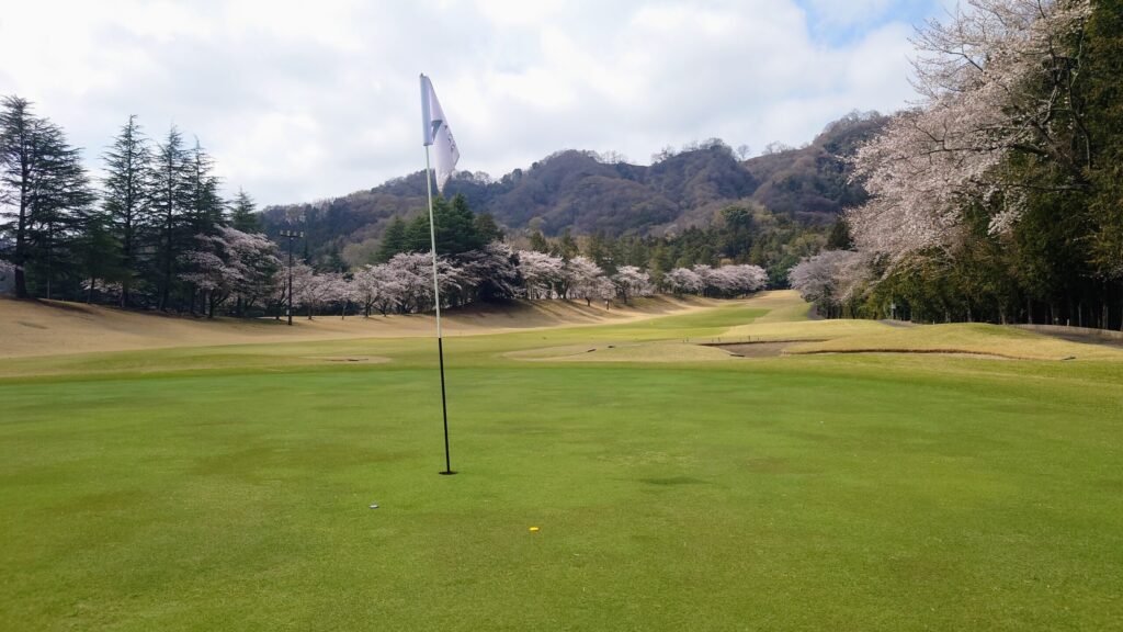 大厚木カントリークラブ 桜コース 9番グリーン