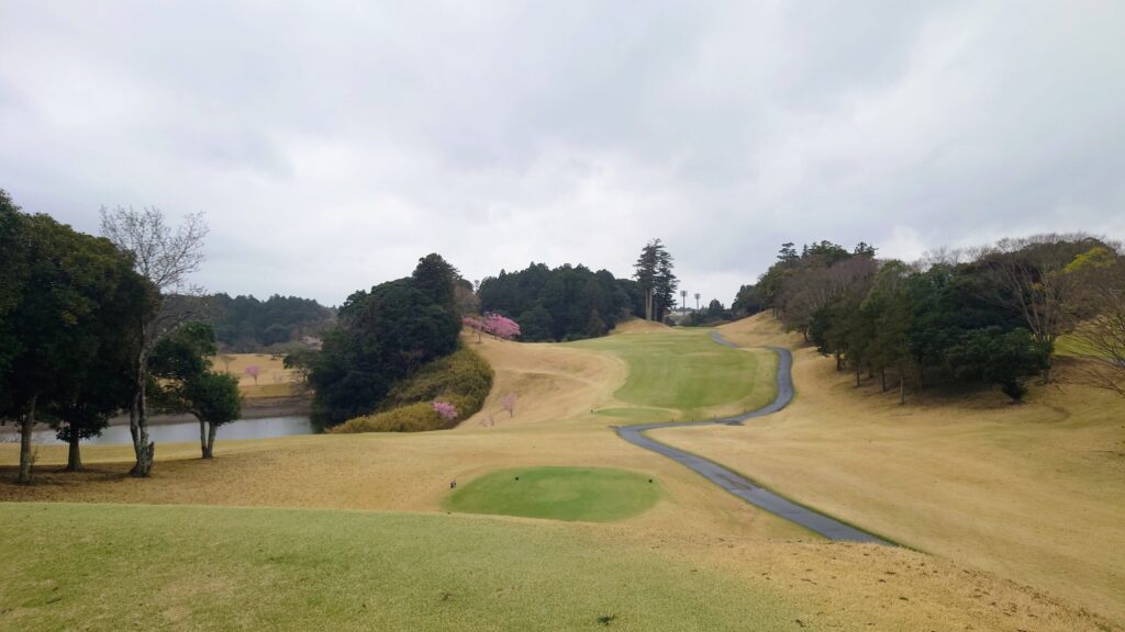 千葉桜の里ゴルフIN 12番|364Y ミドル