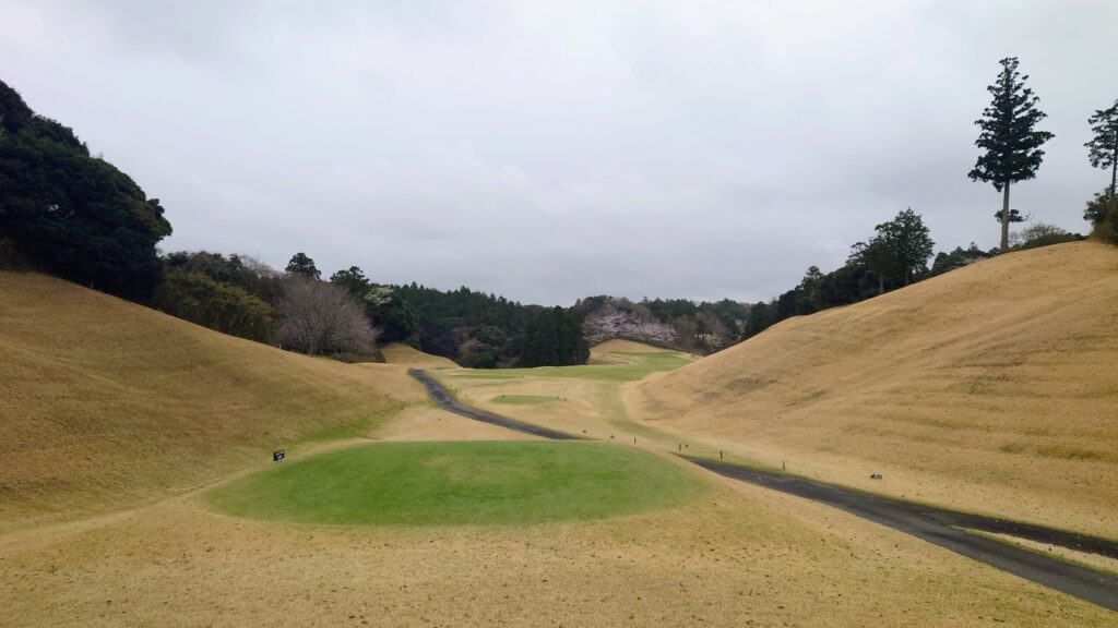 千葉桜の里ゴルフOUT 4番|386Y ミドル