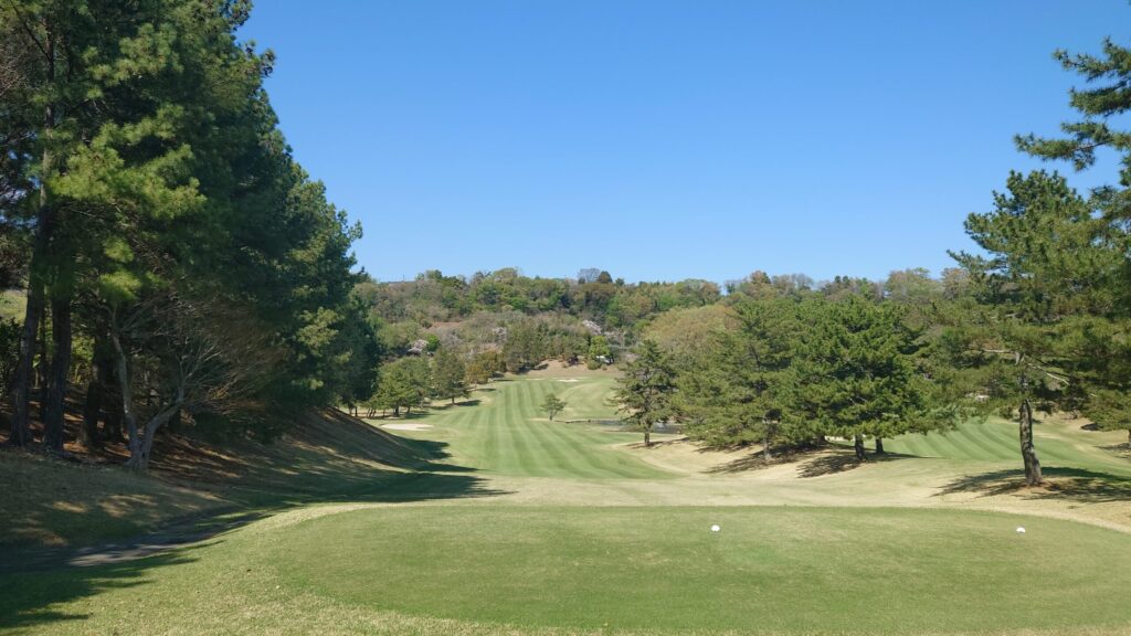 レインボーカントリー倶楽部 INコース18番 426Yミドル