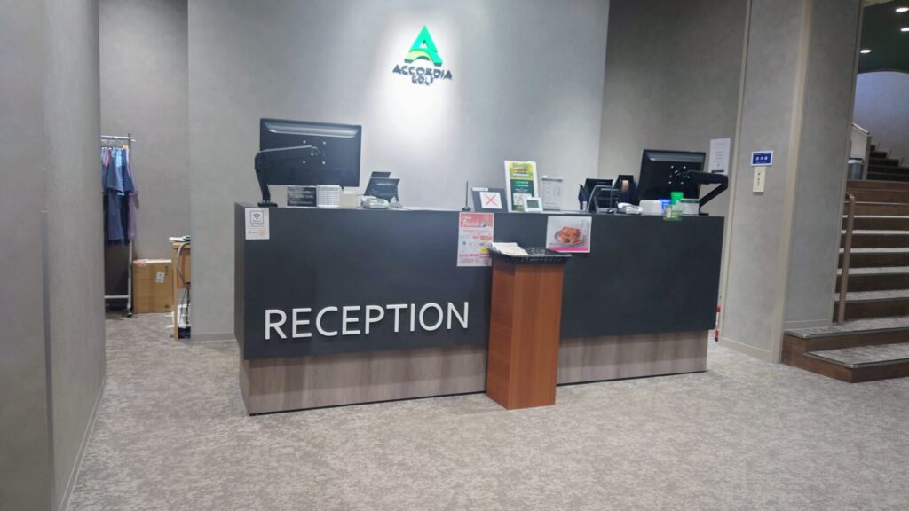 東京湾カントリークラブ【アコーディア・ゴルフ】 受付カウンター