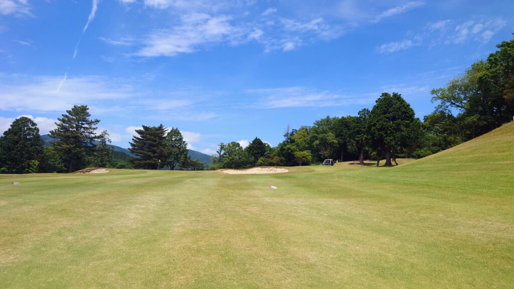 フジ天城ゴルフ倶楽部　富士コース3番　グリーン手前