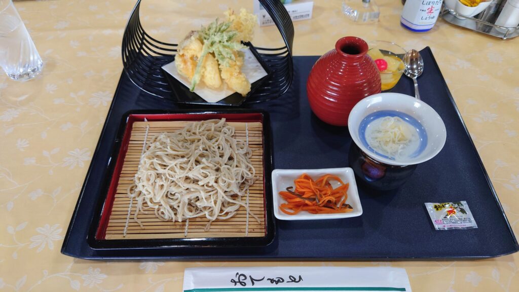 佐久リゾートゴルフ倶楽部　地元産そば粉使用の信州ひすいそば