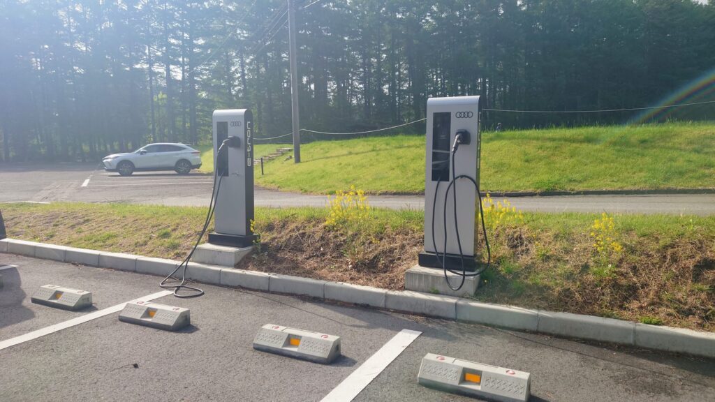 富士桜カントリー倶楽部　EV充電機