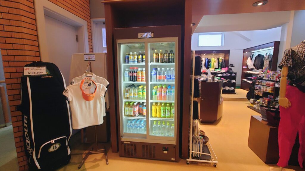 北海道ブルックスカントリークラブ　飲料水・オリジナルグッズ