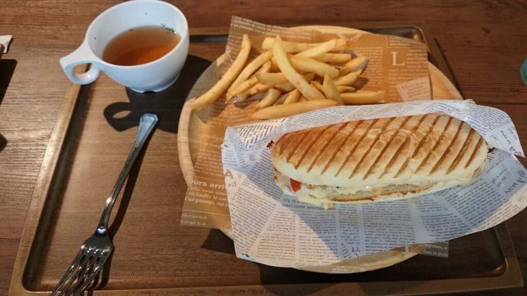 土浦カントリー倶楽部　ツナとチーズのパニーニ