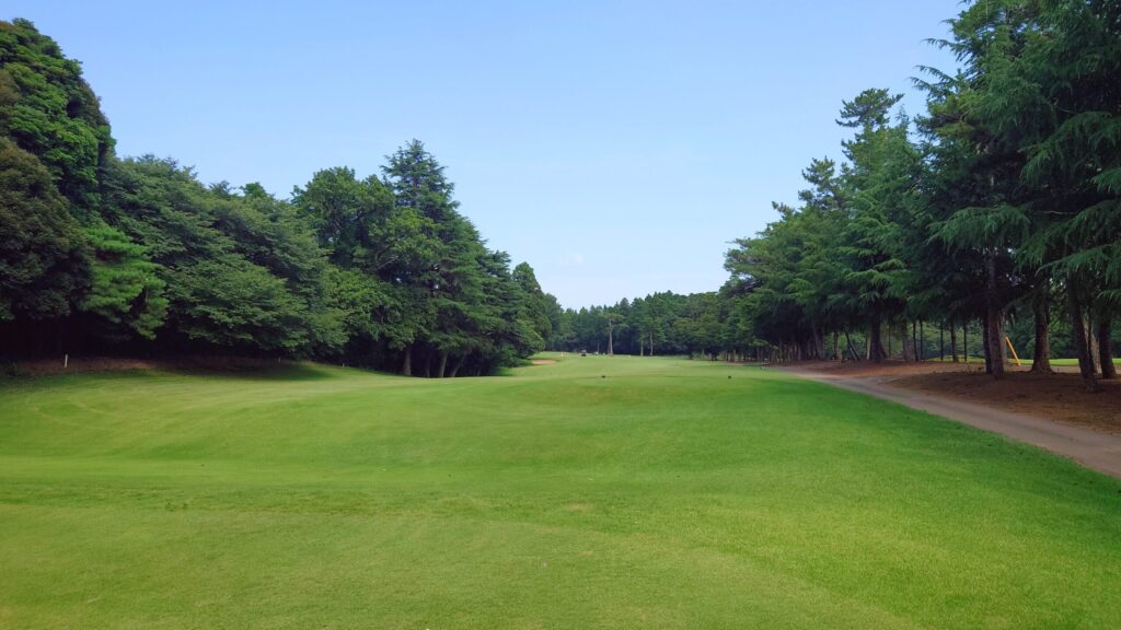 土浦カントリー倶楽部　東コース4番 420Yミドル