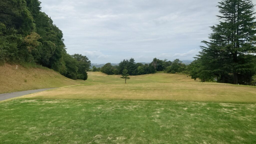 武庫ノ台ゴルフコースIN10番ミドルホール