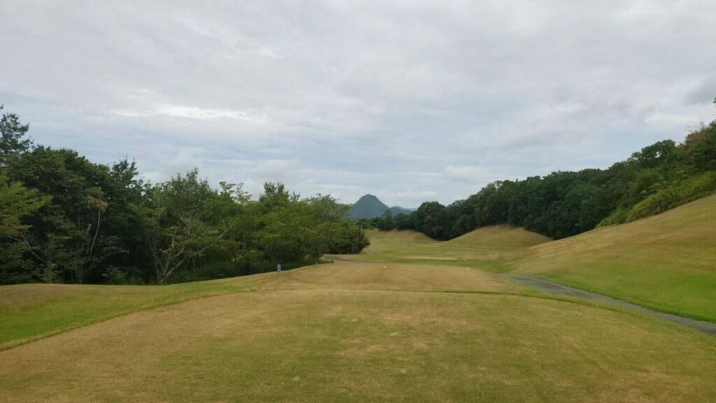 武庫ノ台ゴルフコースIN11番ミドルホール