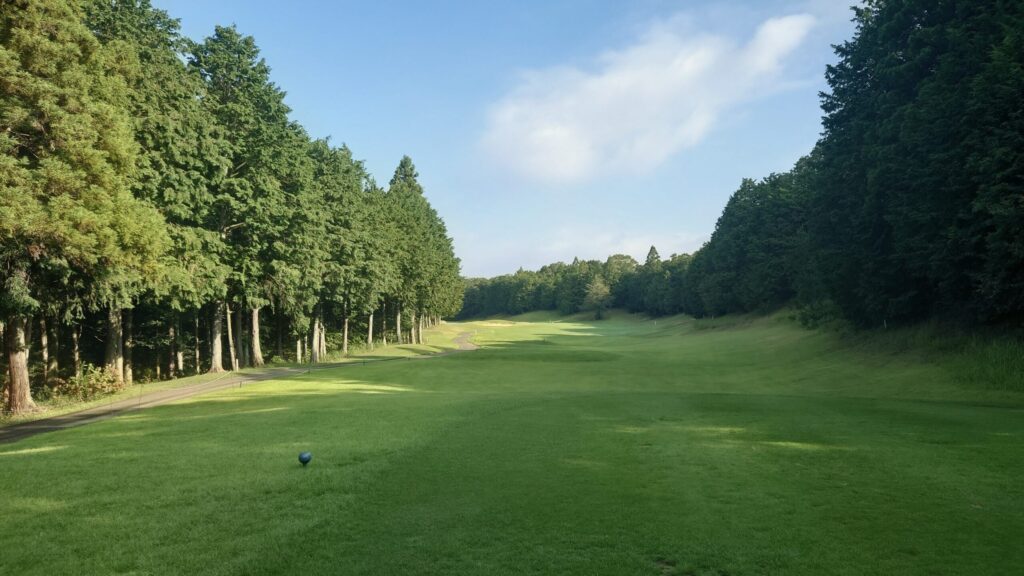 ライオンズカントリー倶楽部ブルーコース5番ミドルホール（336ヤード）